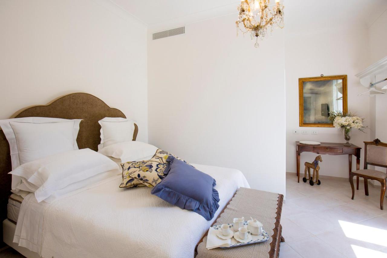 Palazzo Cacace Relais Hotel เมตา ภายนอก รูปภาพ