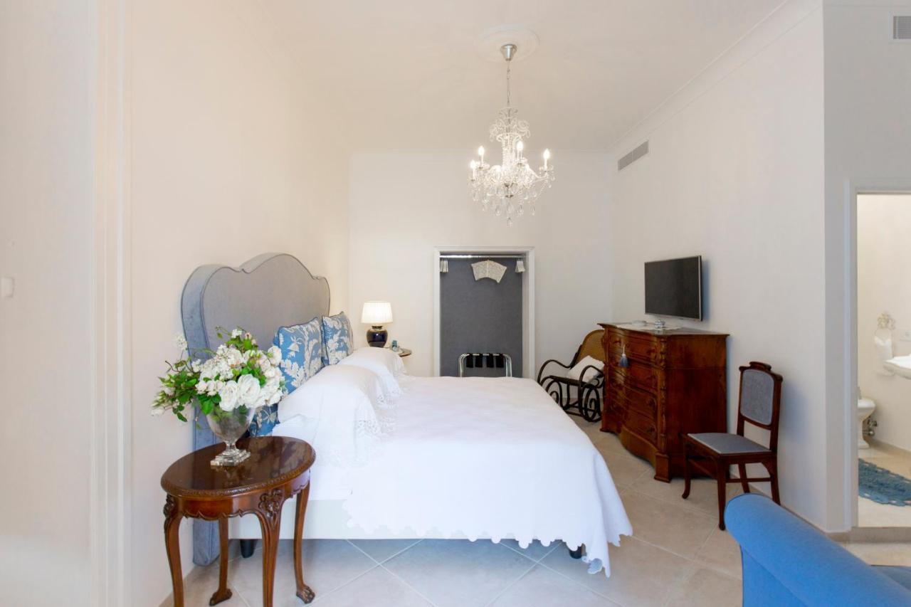Palazzo Cacace Relais Hotel เมตา ภายนอก รูปภาพ